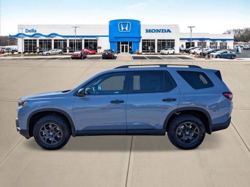New 2026 Honda Pilot TrailSport image 6