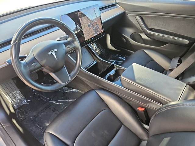 Used 2018 Tesla Model 3 Long Range RWD image 13