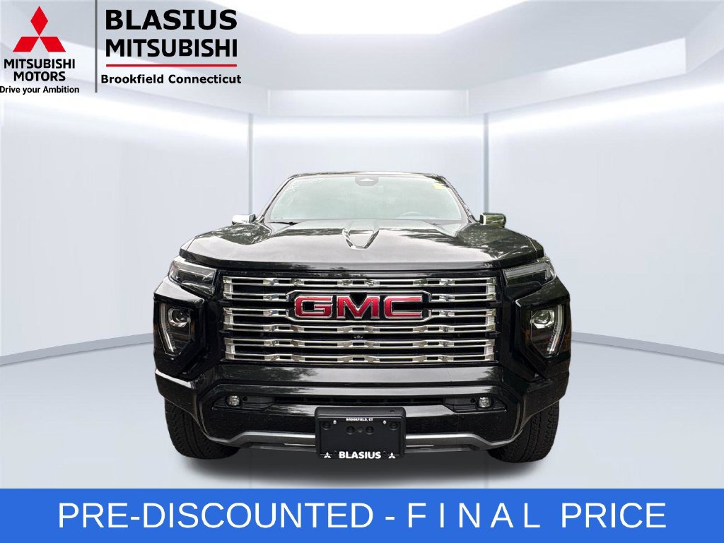Used 2024 GMC Canyon Denali w/ LPO, Denali Black Edition AWD/4WD image 4
