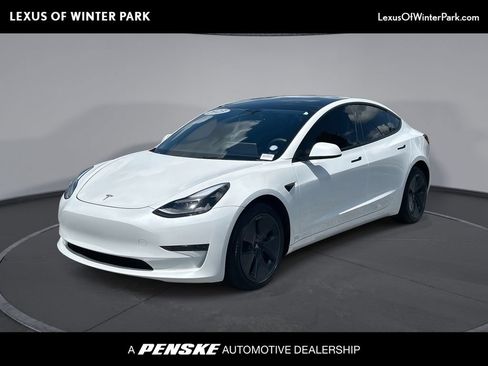 Used 2023 Tesla Model 3 Standard Range RWD image 1