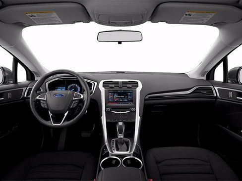 Used 2014 Ford Fusion SE FWD image 4
