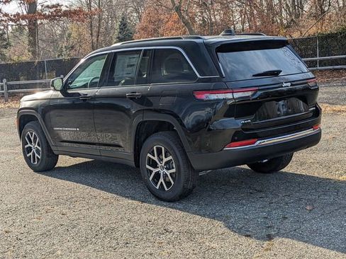 New 2025 Jeep Grand Cherokee Limited image 4