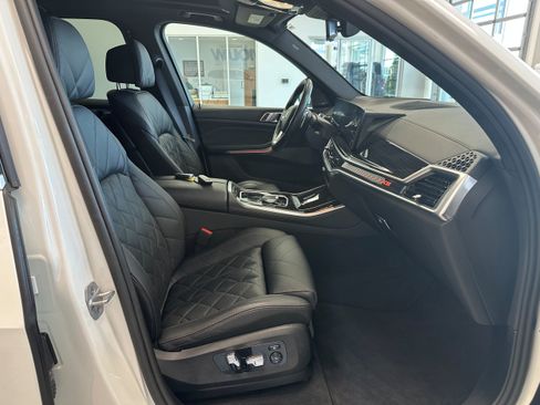 Used 2024 BMW X5 xDrive40i w/ Premium Package AWD/4WD image 15
