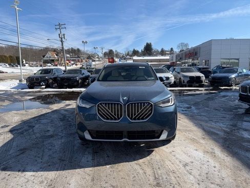 New 2026 BMW X3 xDrive30 w/ Convenience Package image 2