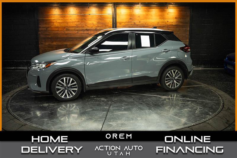 Used 2024 Nissan Kicks SV FWD image 1