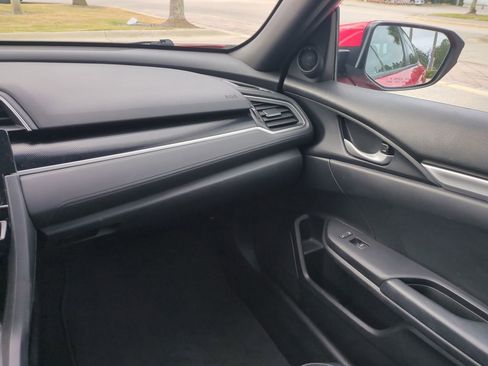Used 2020 Honda Civic Sport image 15