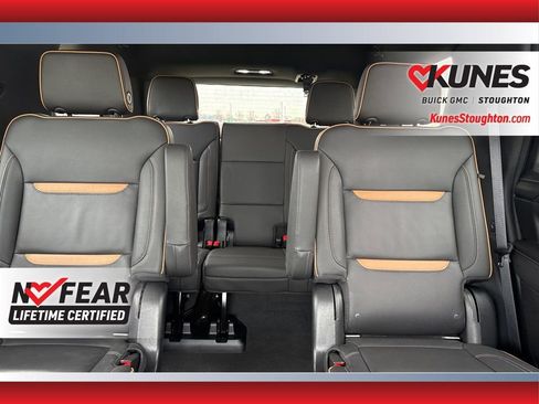 Used 2022 GMC Yukon AT4 image 36