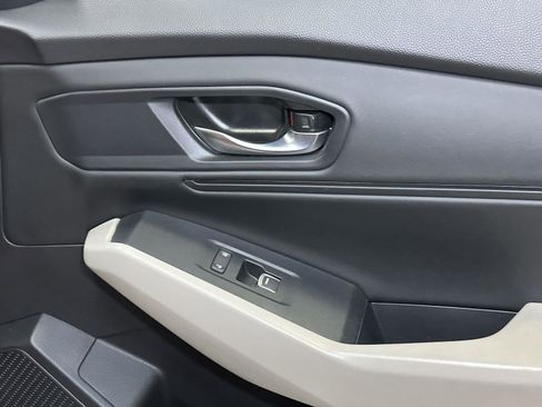 Certified 2023 Honda Accord EX image 38