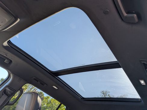 New 2026 GMC Acadia Denali Ultimate w/ LPO, Floor Liner Package image 22