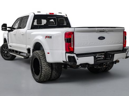 Used 2024 Ford F350 Lariat w/ FX4 Off-Road Package AWD/4WD image 9
