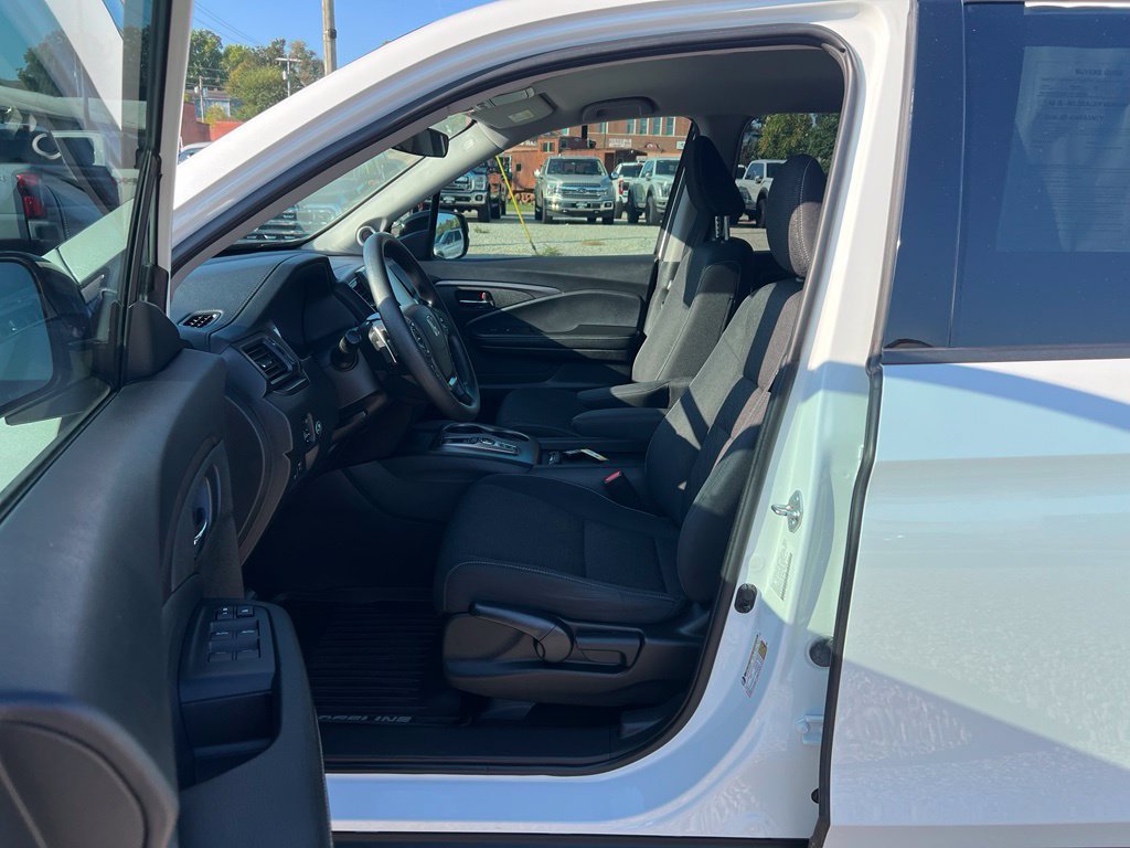 Used 2021 Honda Ridgeline Sport image 13