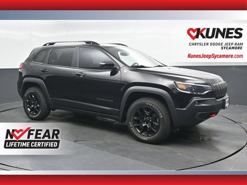 Used 2022 Jeep Cherokee Trailhawk w/ Premium Leather Package AWD/4WD image 1