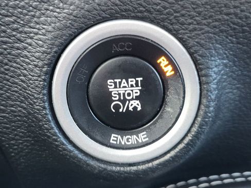 Used 2016 Dodge Challenger R/T Scat Pack image 22