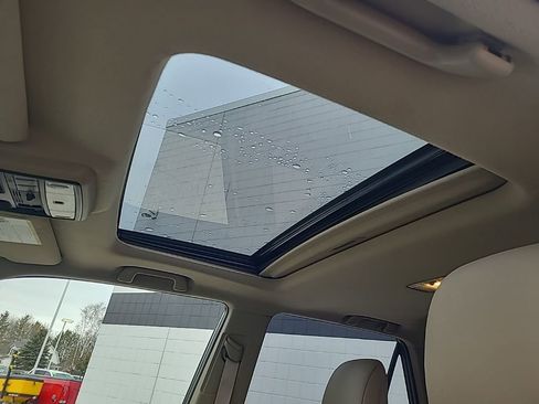 Used 2022 Toyota 4Runner Limited image 18