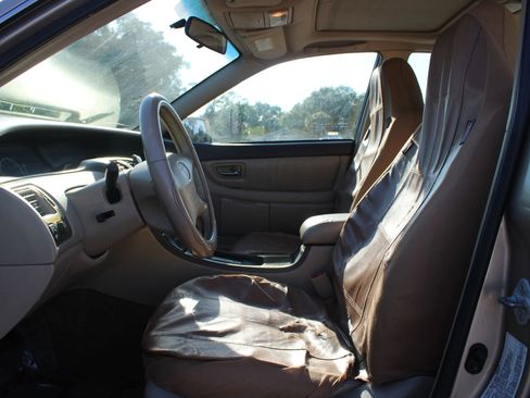 Used 2001 Toyota Avalon XL FWD image 18
