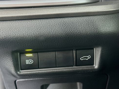 Used 2025 Toyota Grand Highlander XLE image 17