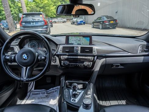 Used 2018 BMW M3 RWD image 17