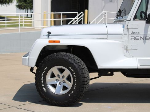 Used 1991 Jeep Wrangler Renegade AWD/4WD image 26
