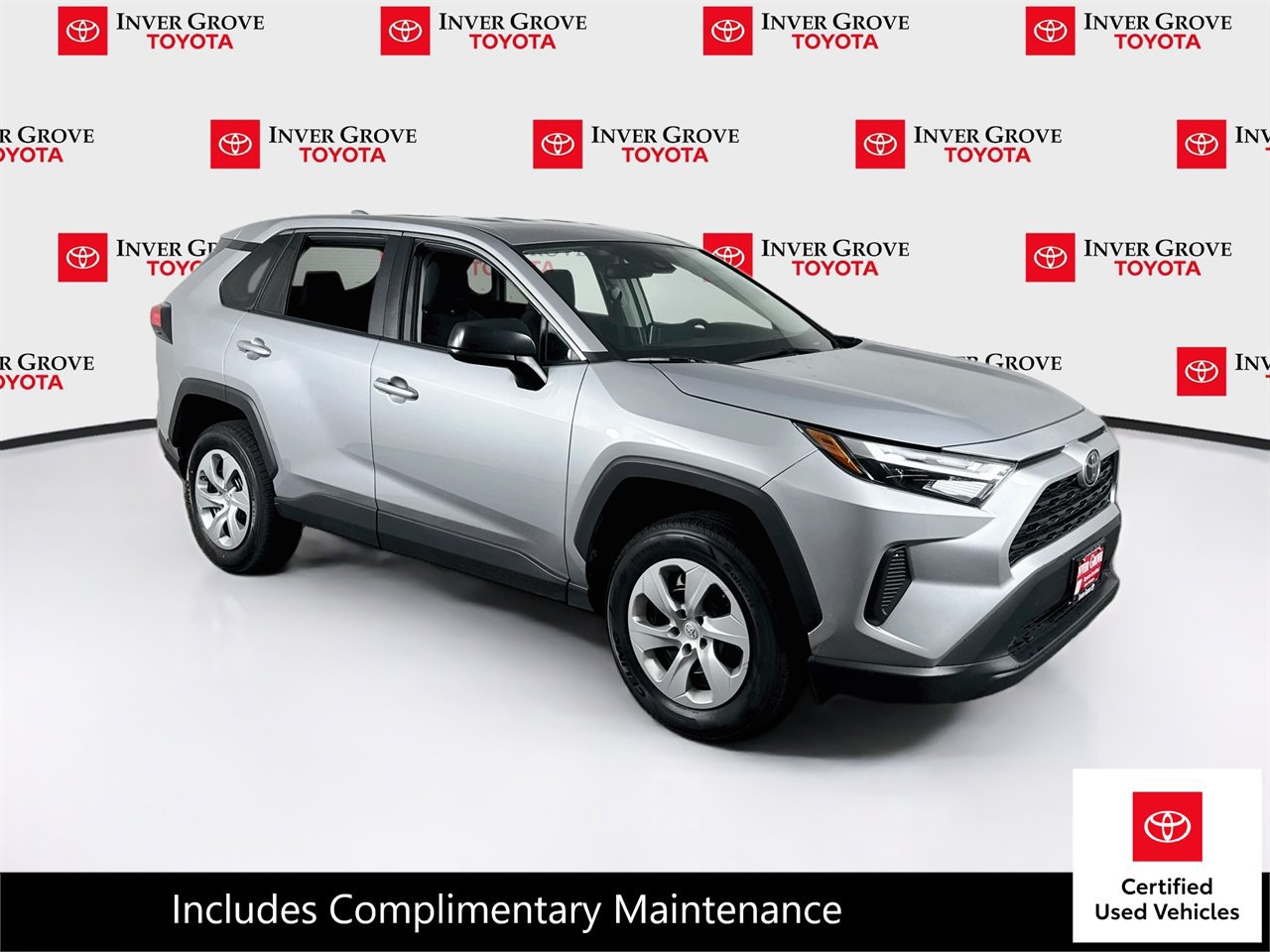 Certified 2025 Toyota RAV4 LE AWD/4WD image 3