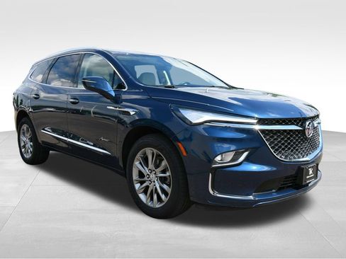 Used 2023 Buick Enclave Avenir w/ Trailering Package, 5000 lbs. AWD/4WD image 10