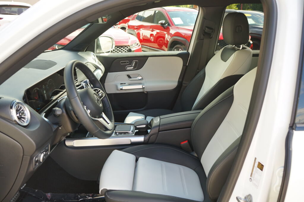 Used 2023 Mercedes-Benz GLB 250 4MATIC image 20