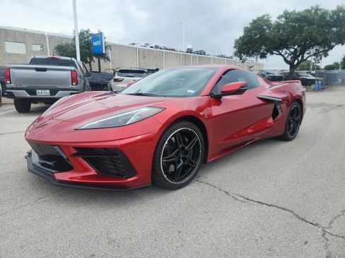 Used 2023 Chevrolet Corvette Stingray Preferred Cpe w/ Z51 Performance Package RWD image 2