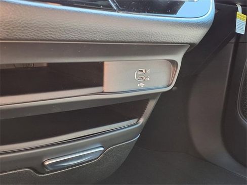 New 2026 Chrysler Voyager LX image 15