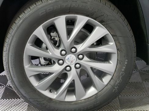 New 2026 Buick Enclave Preferred w/ Power Package image 8