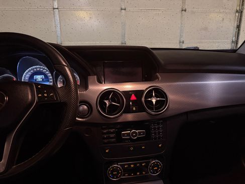Used 2015 Mercedes-Benz GLK 350 2WD image 13