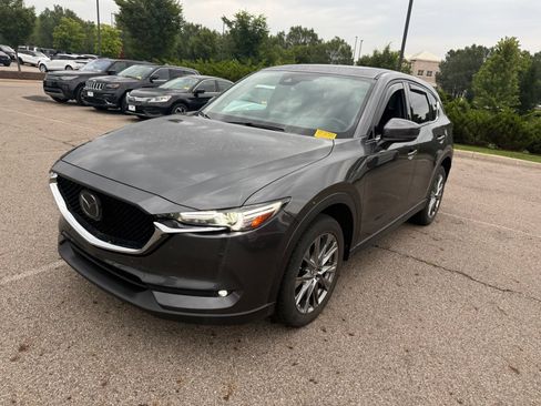 Used 2020 MAZDA CX-5 Signature AWD/4WD image 1