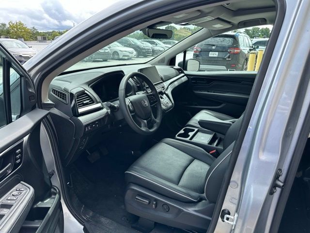 Certified 2025 Honda Odyssey Touring image 5