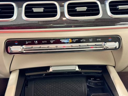 Used 2020 Mercedes-Benz GLS 450 4MATIC image 16