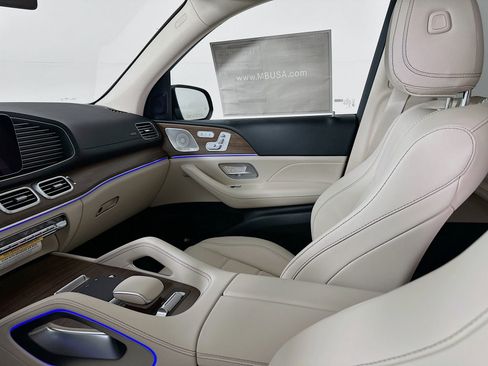 New 2026 Mercedes-Benz GLS 450 4MATIC image 26