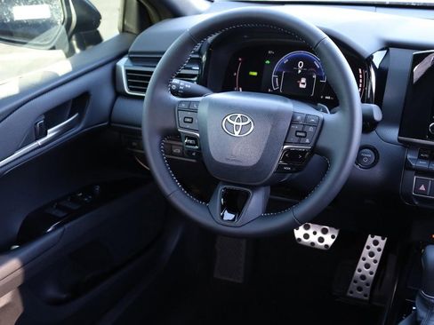 New 2026 Toyota Camry SE AWD/4WD image 22