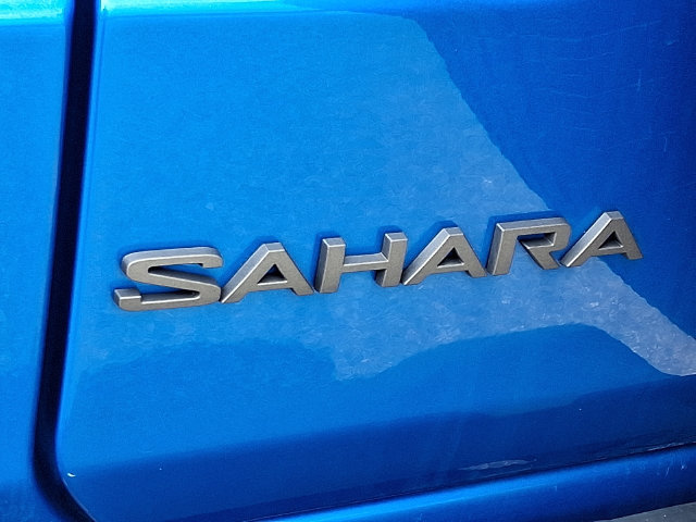 Used 2025 Jeep Wrangler Unlimited Sahara AWD/4WD image 29