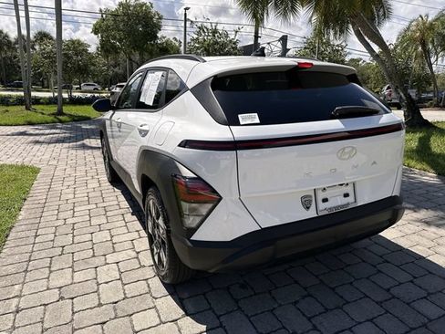 Used 2025 Hyundai Kona SEL FWD image 34