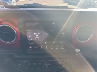 Used 2020 Jeep Gladiator Rubicon video 3