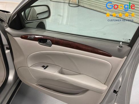 Used 2007 Buick Lucerne CXL w/ Luxury Package FWD image 15