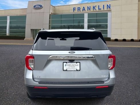 Certified 2022 Ford Explorer XLT image 6