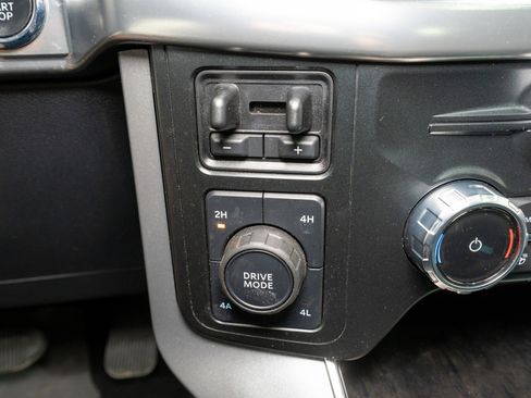 Used 2023 Ford F150 Lariat w/ Equipment Group 502A High AWD/4WD image 30