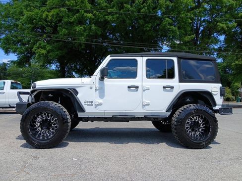 Used 2019 Jeep Wrangler Unlimited Sport S image 1