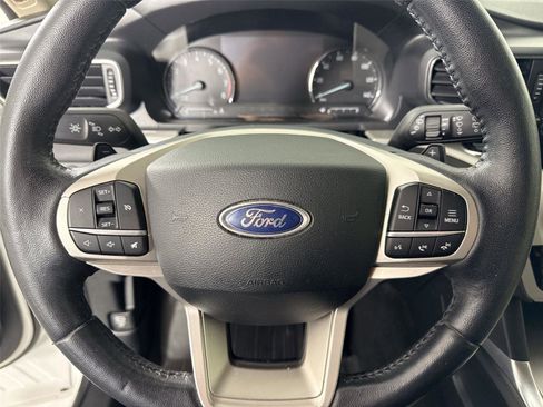 Used 2020 Ford Explorer XLT w/ Equipment Group 202A image 15