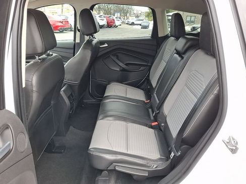 Used 2017 Ford Escape SE w/ Equipment Group 201A image 11