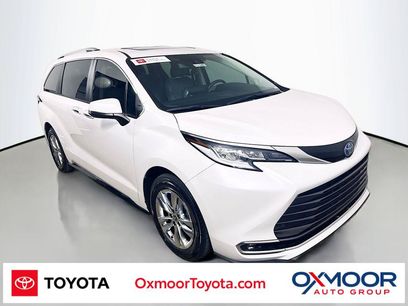 Certified 2023 Toyota Sienna Limited