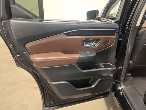 Used 2023 Honda Pilot Elite image 19