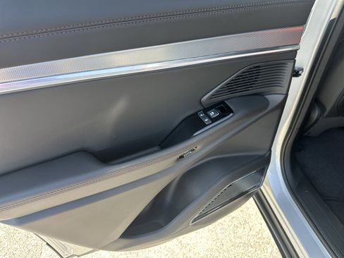 New 2025 Jeep Wagoneer S Launch Edition AWD/4WD image 17