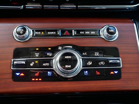 Used 2021 Lincoln Aviator Grand Touring w/ Equipment Group 302A image 23