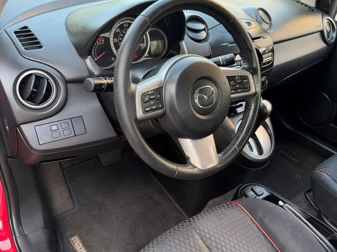 Used 2011 MAZDA MAZDA2 Touring FWD image 14