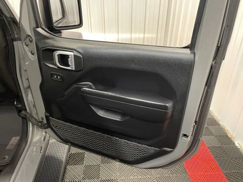 Used 2021 Jeep Wrangler Unlimited Sport AWD/4WD image 44