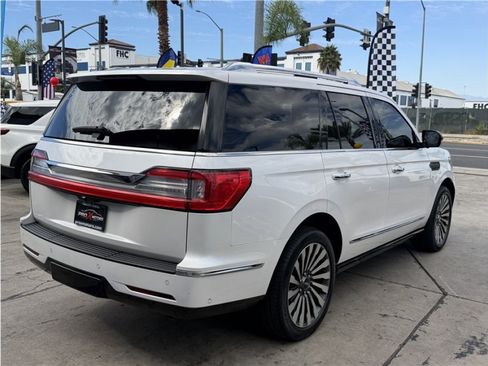 Used 2019 Lincoln Navigator Reserve w/ Cargo Package AWD/4WD image 6
